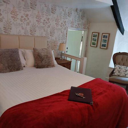 Tudor Cottage Bossington エクステリア 写真
